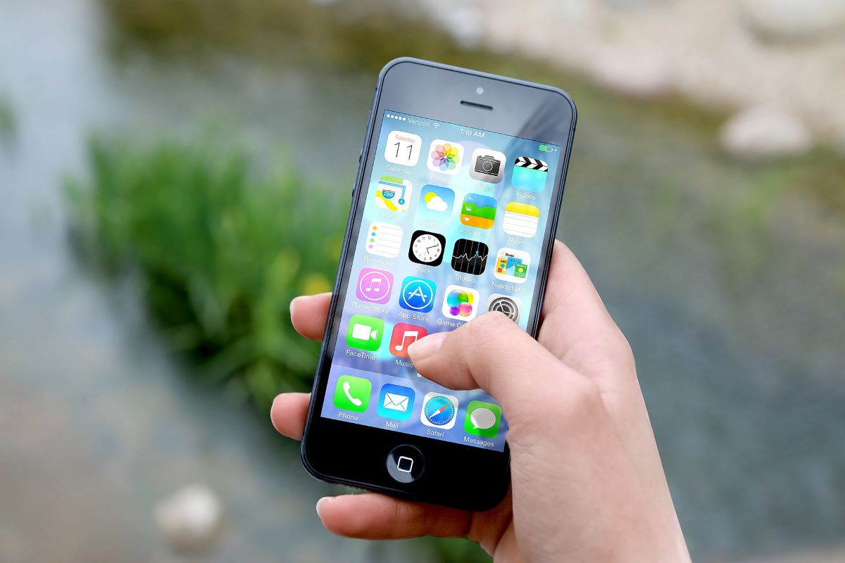 Free Government iPhone 5: Can You Still Get One In 2025? Best Alternatives!