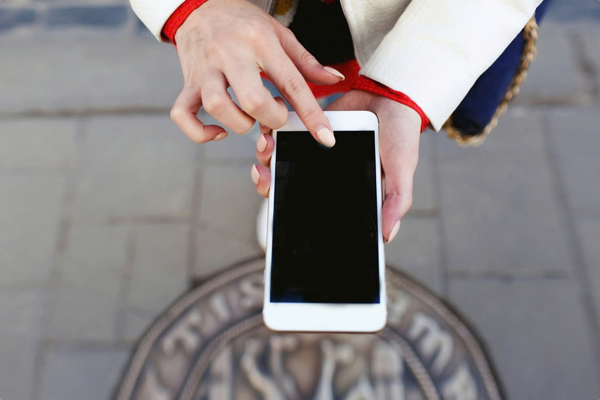 Free Government Phone Alabama iPhone: Best Options for Seniors, Low-Income Families & More