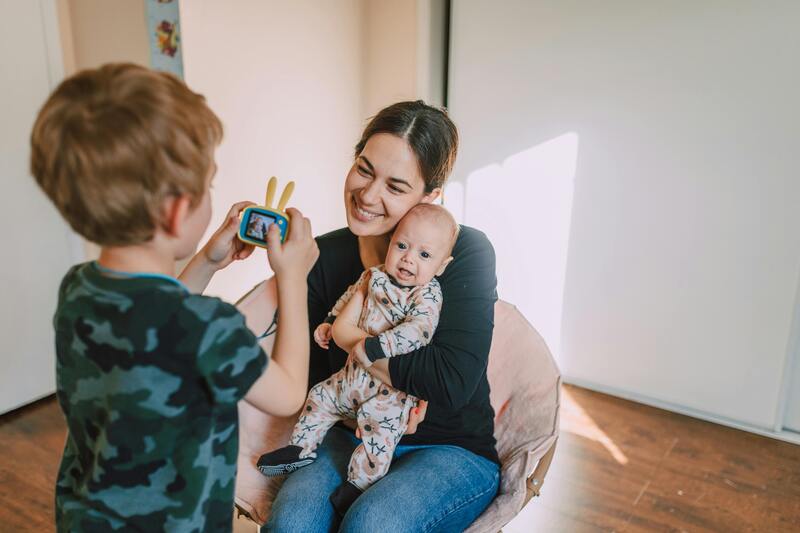 what assistance can a single mom get