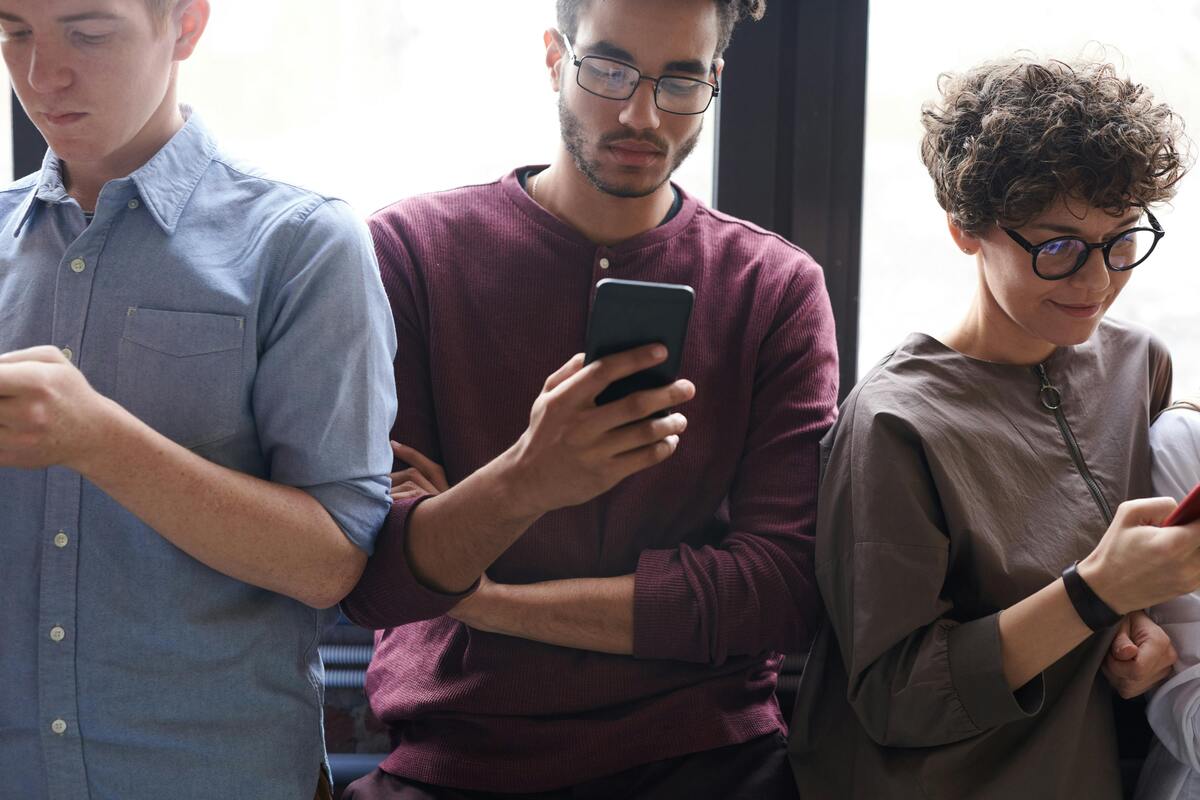 Best Free Government Phone and Tablet Near Me: How to Get One