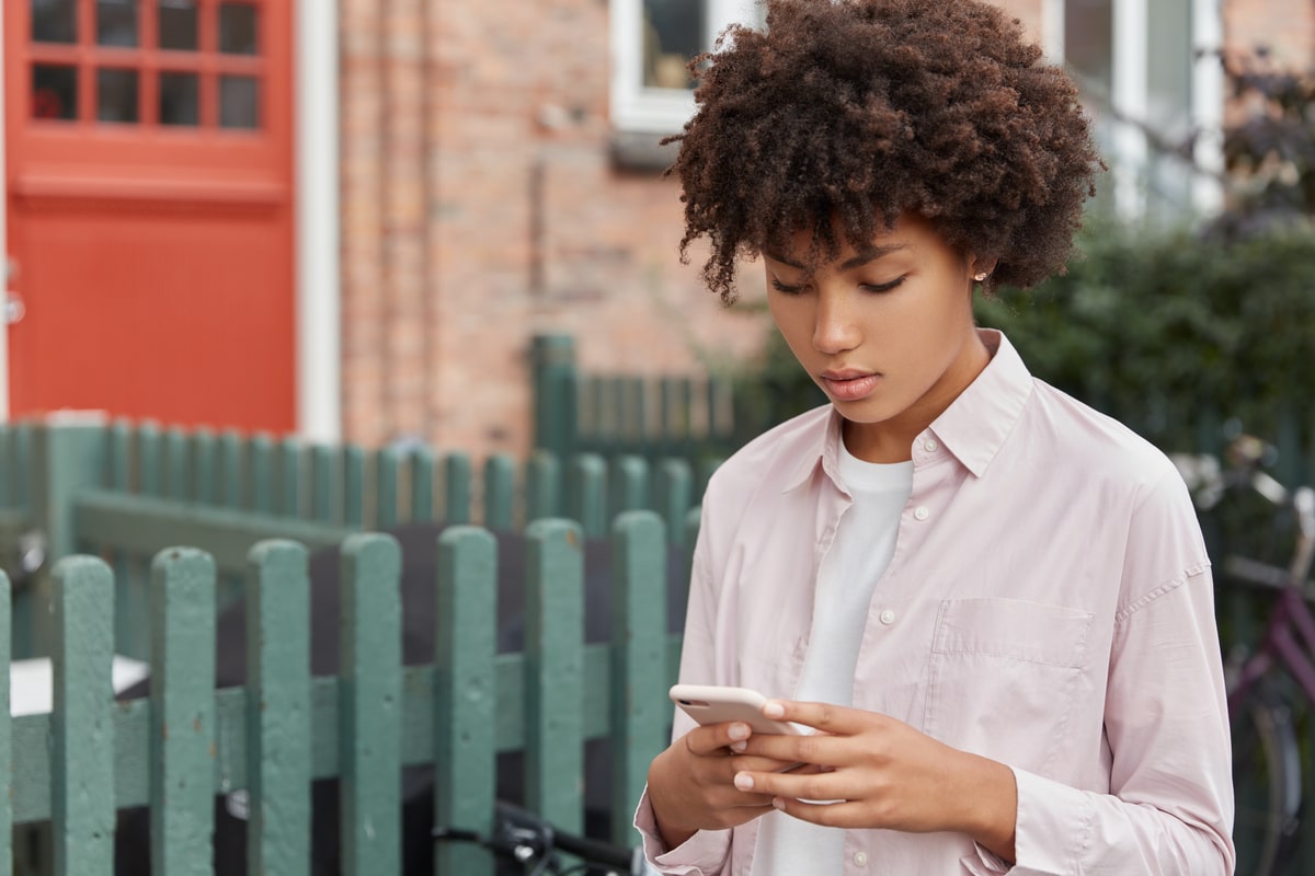 Can I Get a Free iPhone? 5 Things You Need to Know!
