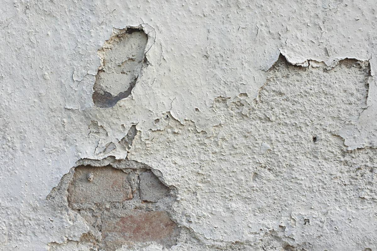 How to Patch a Hole in the Wall: Fix Small to Large Damage Easily