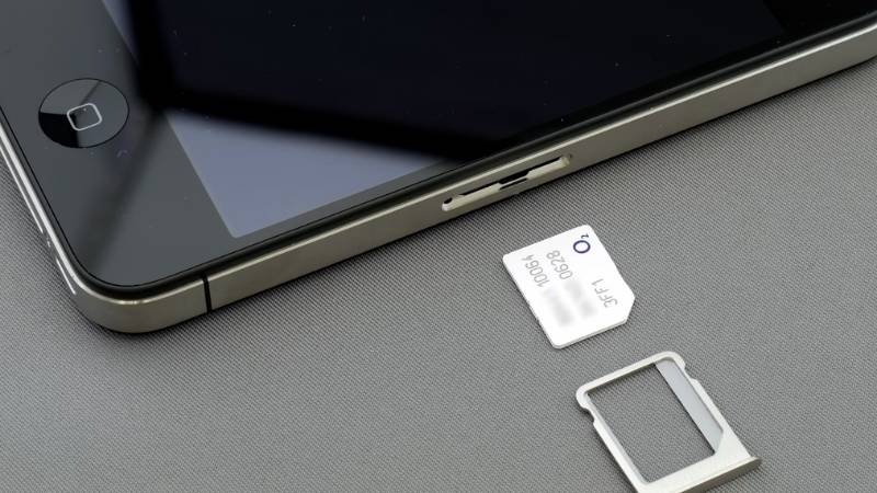 no-sim-available-on-iphone-13-1