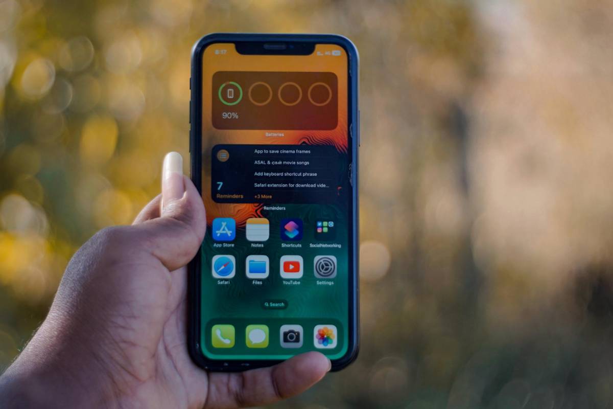 Does iPhone 12 Mini Have eSIM? Tiny Size, Full Connectivity