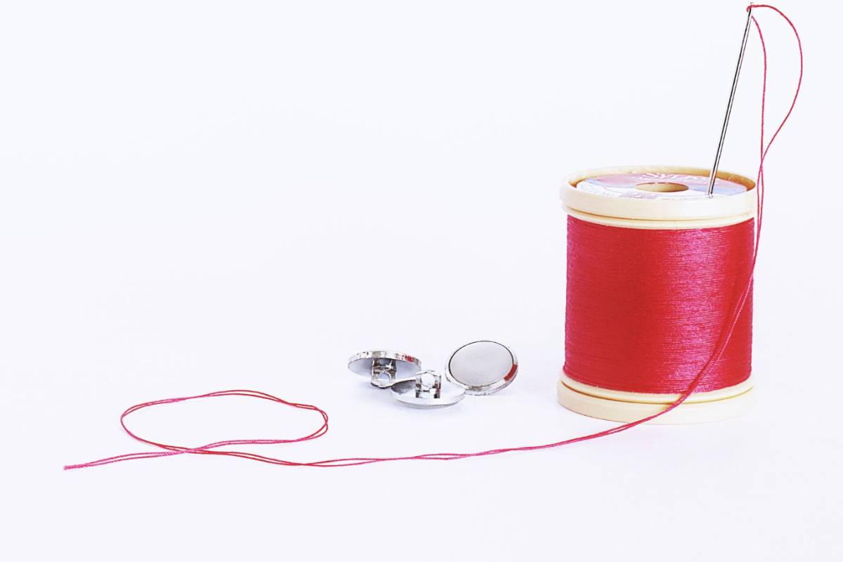 How to Sew on a Button: The Easy 5-Minute Method Anyone Can Do (2026)