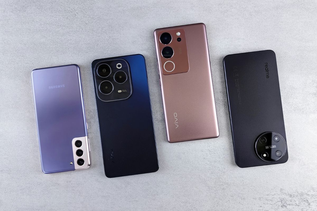 Does Anyone Offer Free Phones Anymore? Here’s the Truth in 2026
