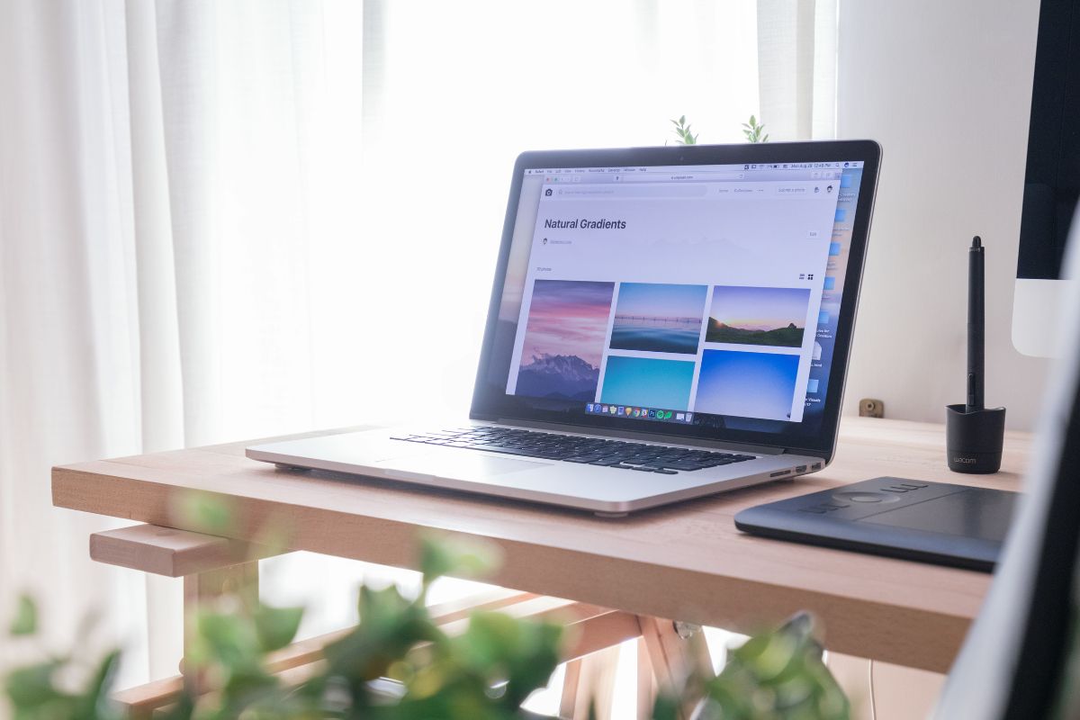 Free Laptop Arizona: Programs, Eligibility, And How To Apply In 2026