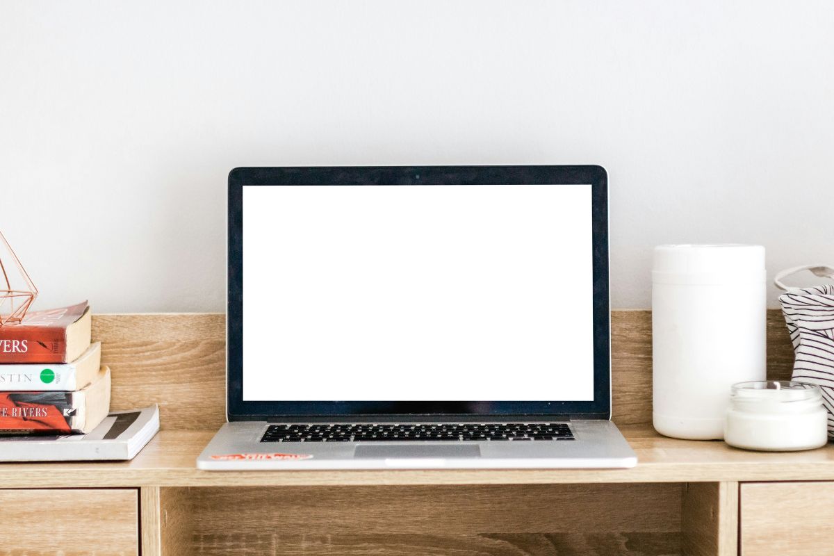 Free Laptop for Job Seekers: 2026 Guide to Digital Employment Tools