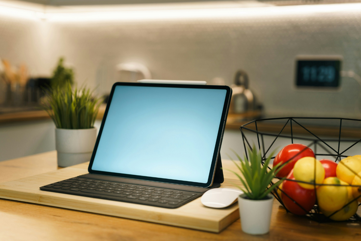 Free Laptop or Tablet: Legitimate Way to Get One Without Scams