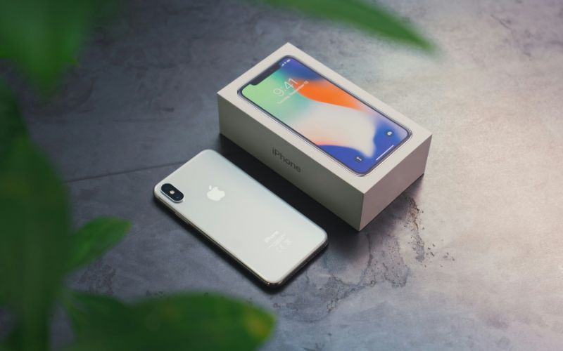 does-iphone-xs-have-esim-yes