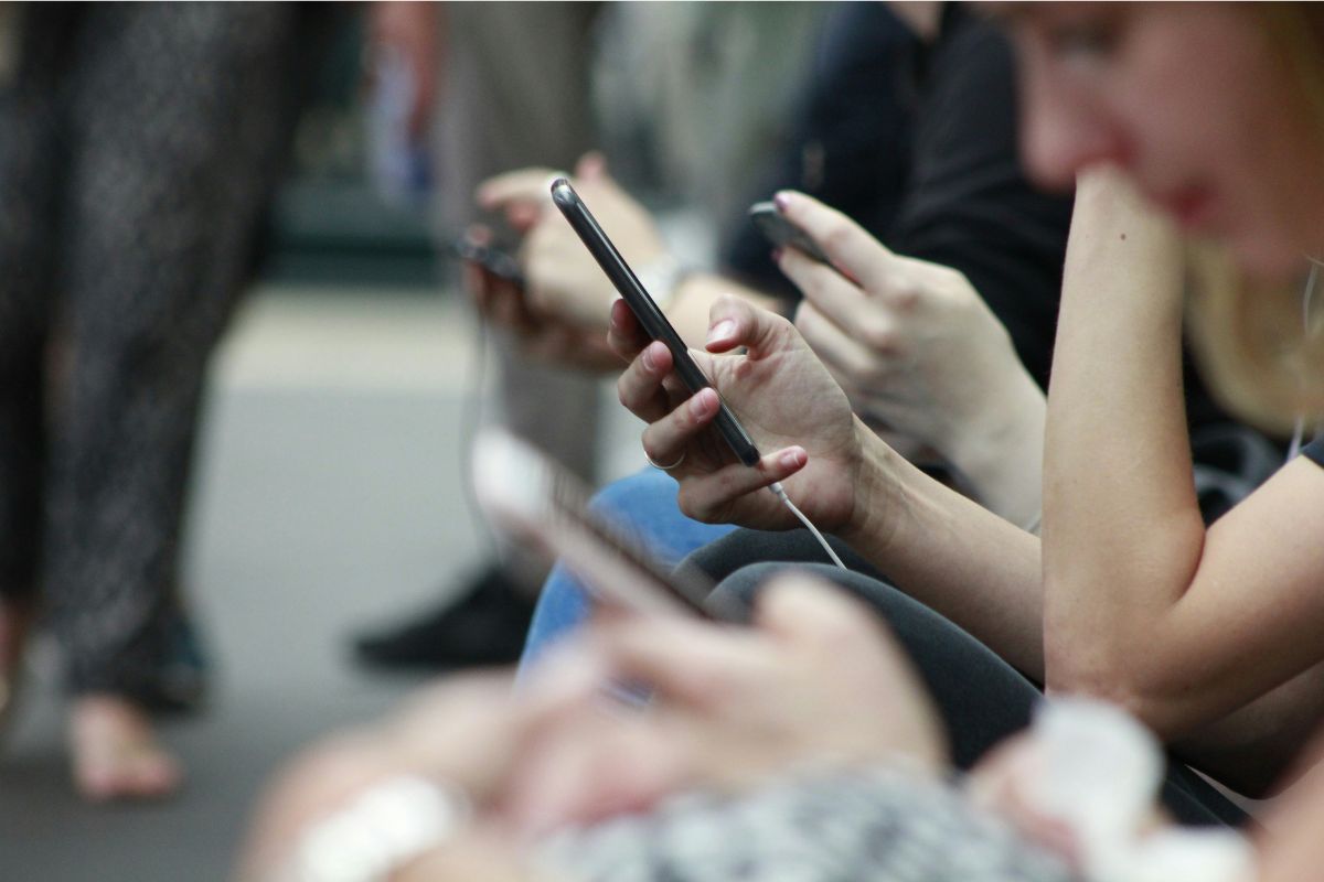 Free Government Phone Indiana: How to Qualify and Apply (Lifeline Guide)