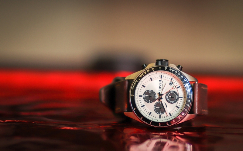 gift-for-dad-stylish-watch