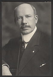 Portrait of Frank Ellsworth Doremus