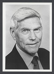 Portrait of Jack Metcalf