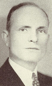 Portrait of Newt Virgus Mills