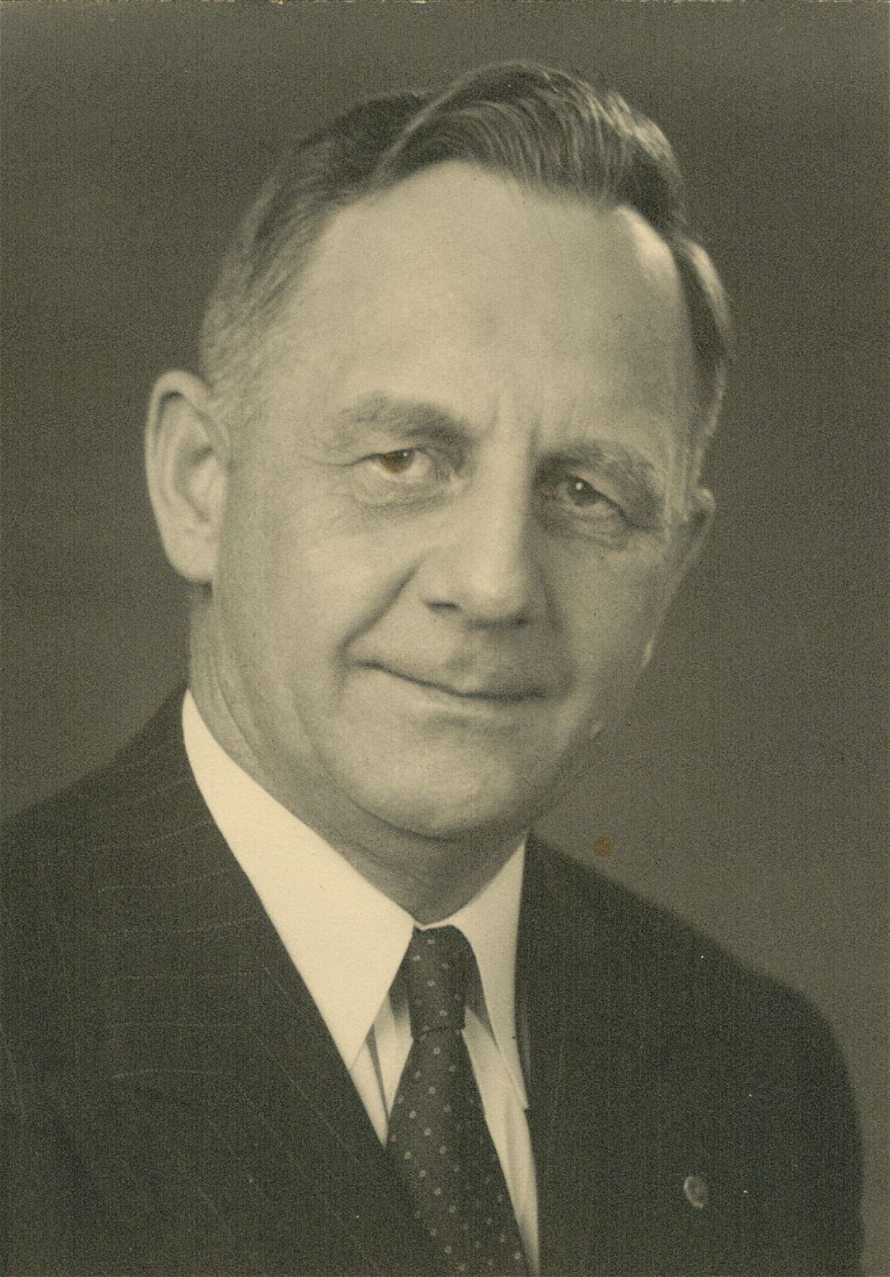 Portrait of Frank Carlson