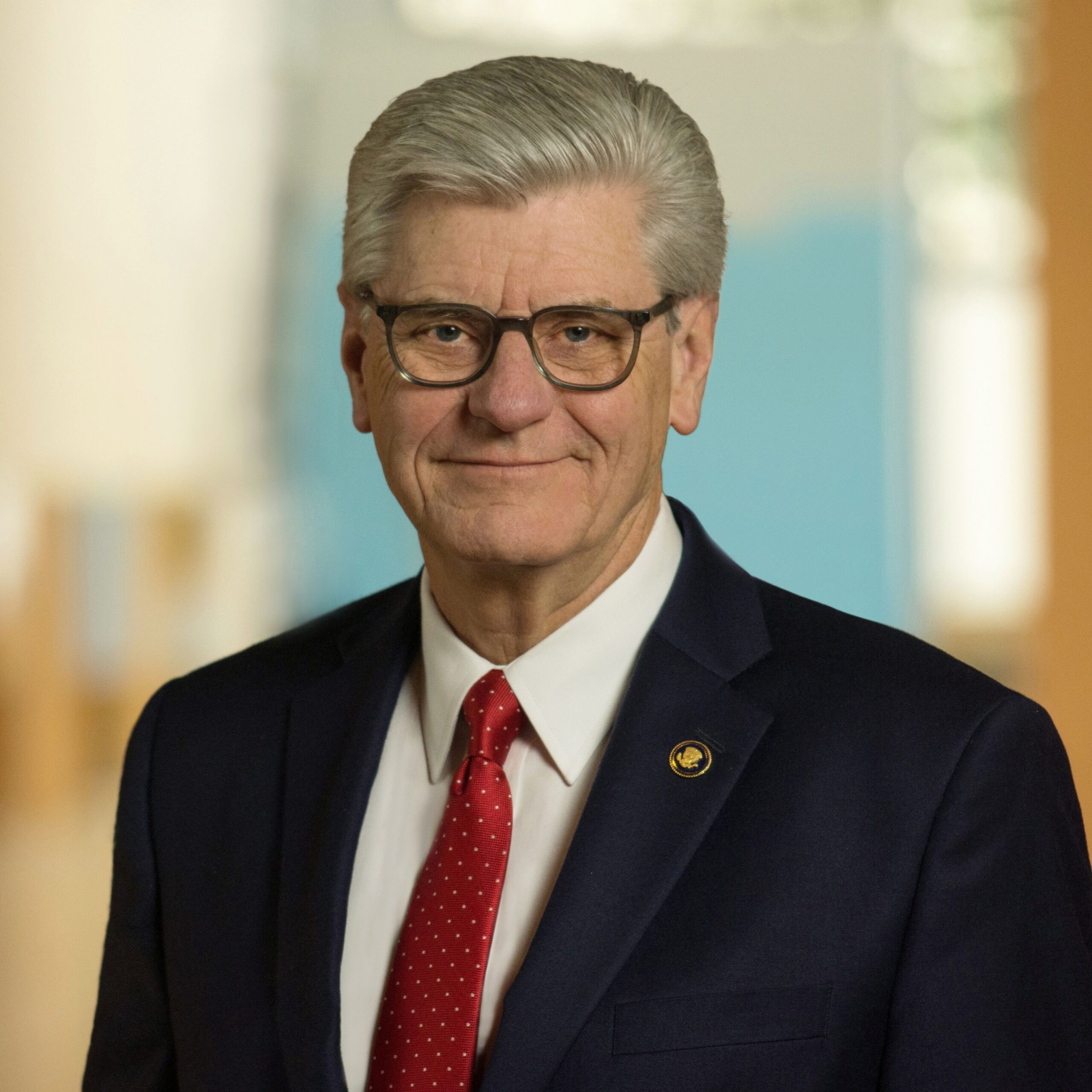 Portrait of Phil Bryant