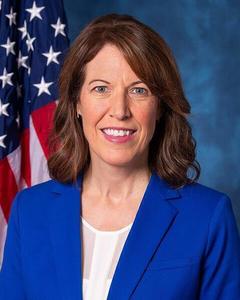 Cynthia Axne portrait