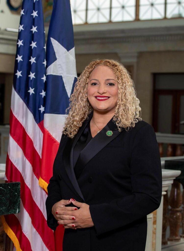 Carmen Medina Calderón portrait