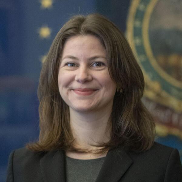 Chloe Tomlinson portrait