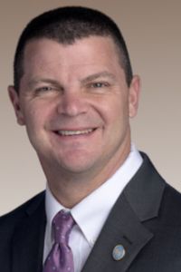 Portrait of Chris Hurt