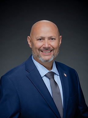 Chris Muraoka portrait