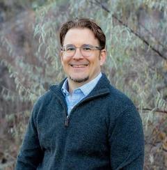 Clint Hostetler portrait