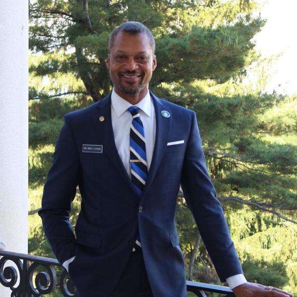 Portrait of Craig Hickman