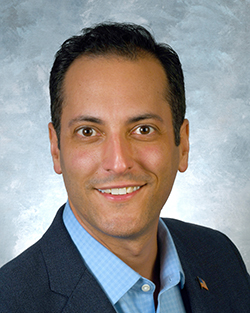 Portrait of Daniel Grossberg