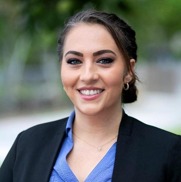 Debra Tendrich portrait