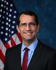 Derek Schmidt portrait