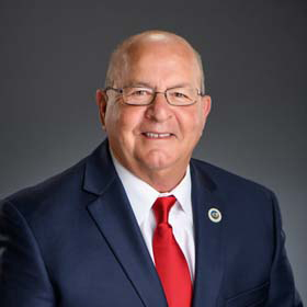 Portrait of Dewith Carrier