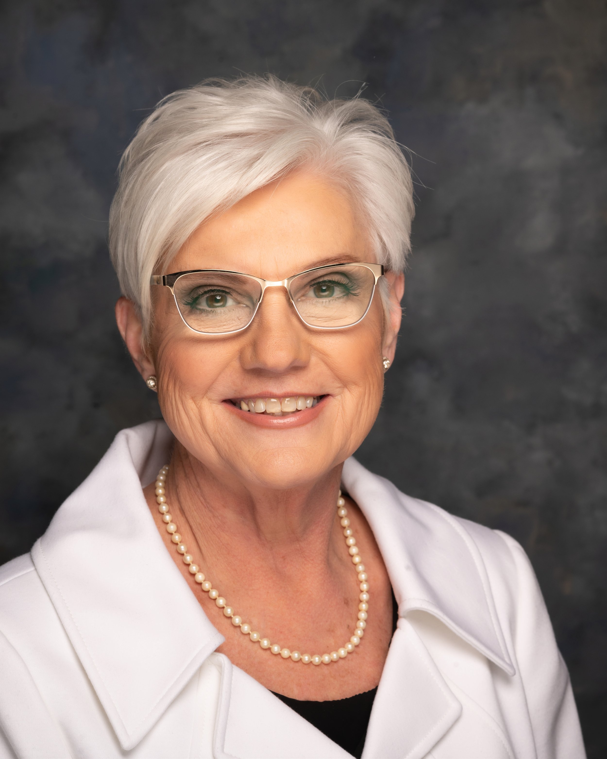 Dolly Henley portrait
