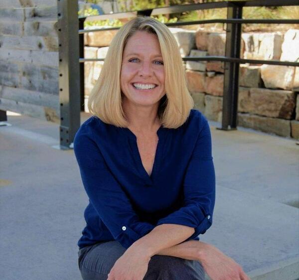 Elissa Campbell portrait