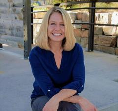 Elissa Campbell portrait