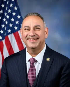 Gilbert Ray Cisneros, Jr. portrait