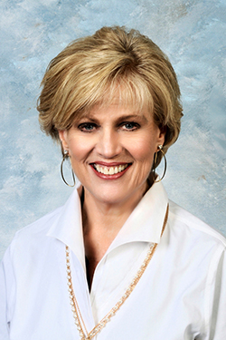 Portrait of Jennifer Decker