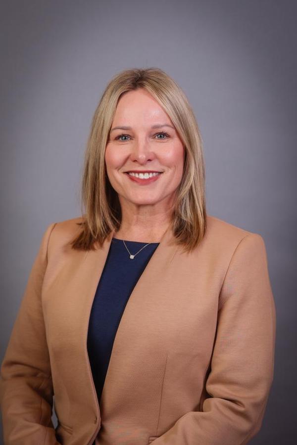 Portrait of Kellie Deeter