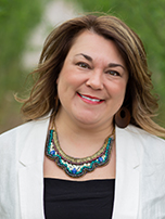 Portrait of Kristen Cloutier