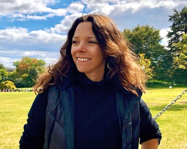 Portrait of Leigh Davis