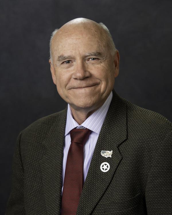 Portrait of Mark Noland