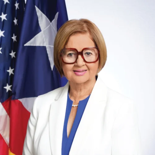 Portrait of Migdalia Padilla Alvelo