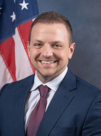 Portrait of Mike Redondo