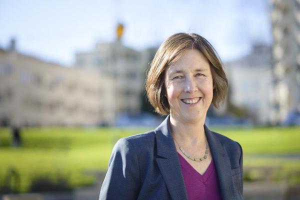 Portrait of Nancy Skinner