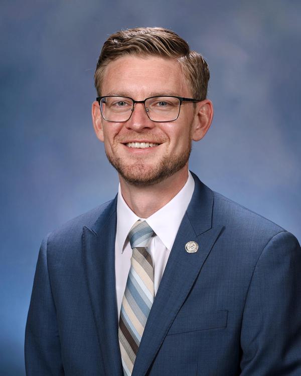 Portrait of Peter Herzberg