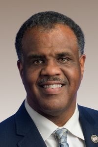 Portrait of Sam McKenzie