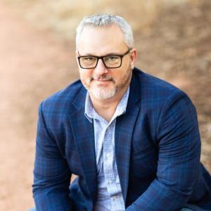 Portrait of Scott Bottoms