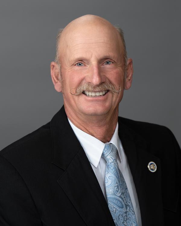 Portrait of Scott Chew