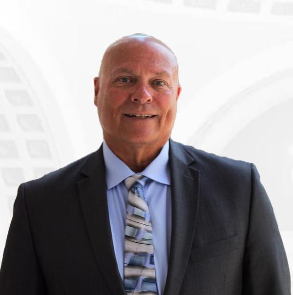 Portrait of Scott Fuller