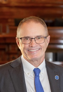 Portrait of Shannon Francis